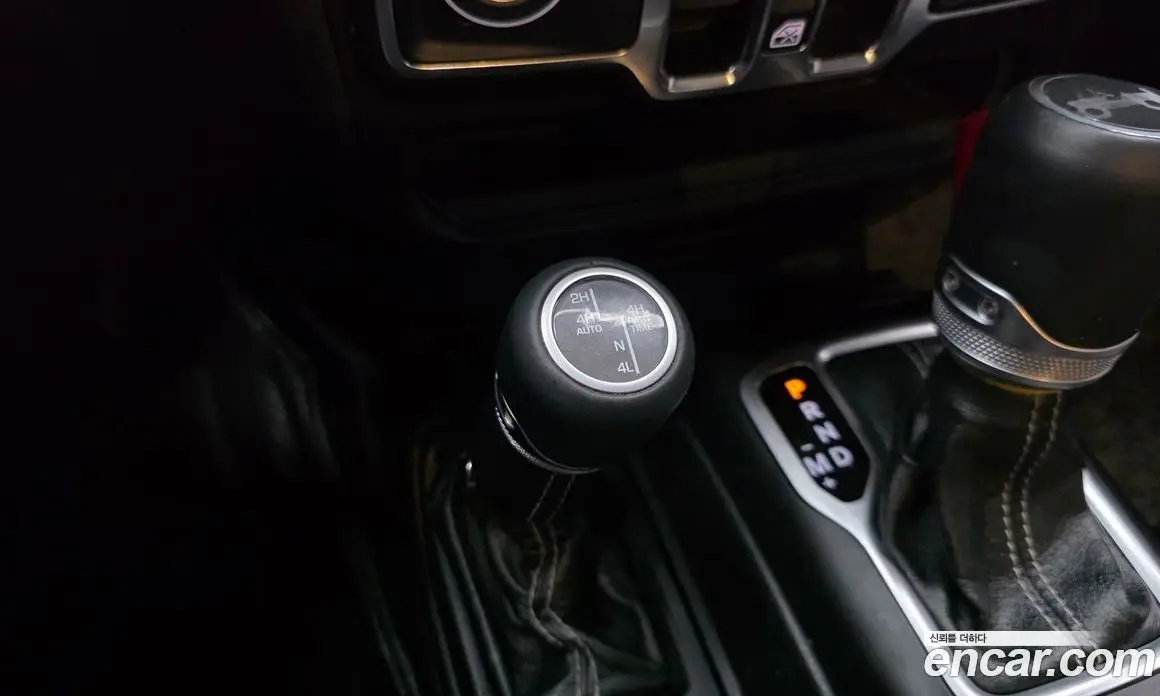 Jeep Wrangler 2019 2.0 автомат (гидро), фото 19