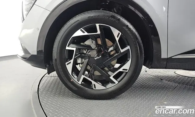 Kia Sportage 2023 2.0 автомат (гидро), миниатюра 5