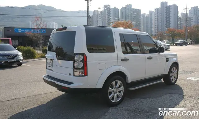 Land Rover Discovery 2016 3.0 автомат (гидро), миниатюра 2