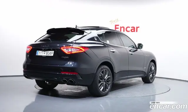 Maserati Levante 2018 3.0 автомат (гидро), миниатюра 2