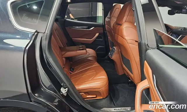 Maserati Levante 2018 3.0 автомат (гидро), миниатюра 11
