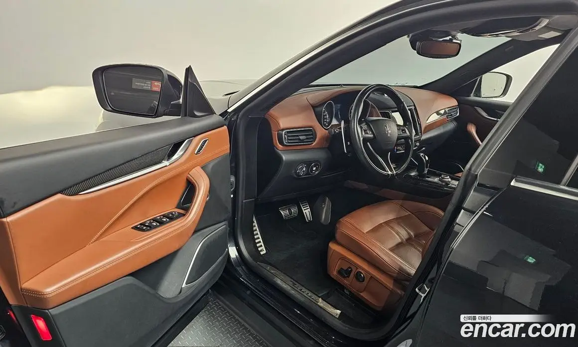 Maserati Levante 2018 3.0 автомат (гидро), фото 10