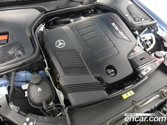 Mercedes-Benz AMG GT 2024 3.0 автомат (гидро), миниатюра 5