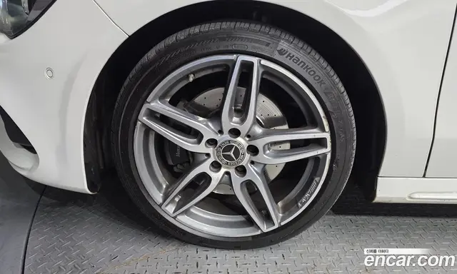 Mercedes-Benz CLA-Class 2018 2.0 автомат (гидро), миниатюра 5 Mercedes-Benz CLA-Class 2018 2.0 автомат (гидро), миниатюра 5