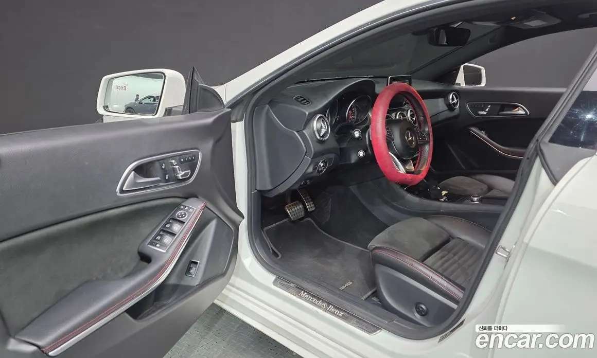 Mercedes-Benz CLA-Class 2018 2.0 автомат (гидро), фото 10 Mercedes-Benz CLA-Class 2018 2.0 автомат (гидро), фото 10