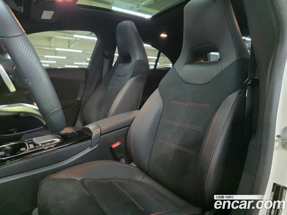 Mercedes-Benz CLA-Class 2023 2.0 автомат (гидро), фото 13