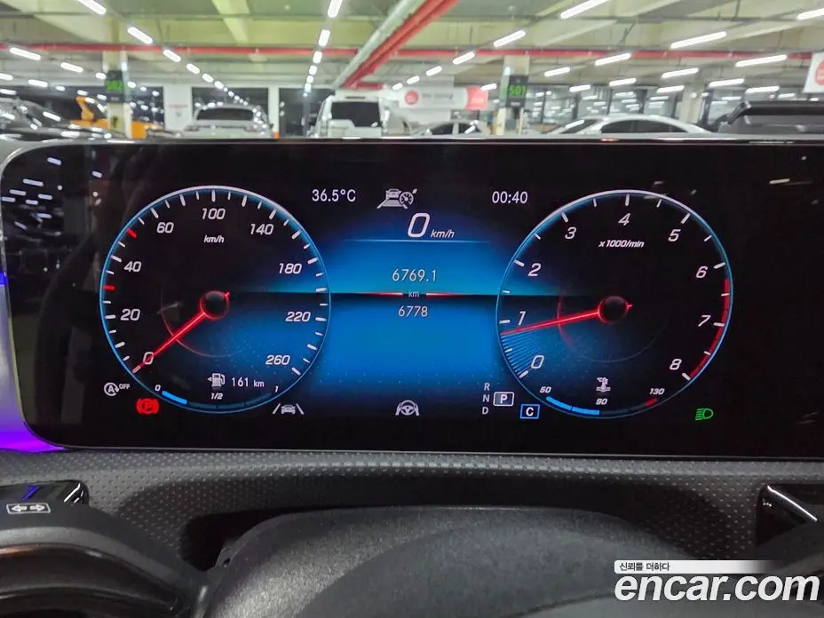 Mercedes-Benz CLA-Class 2023 2.0 автомат (гидро), фото 14