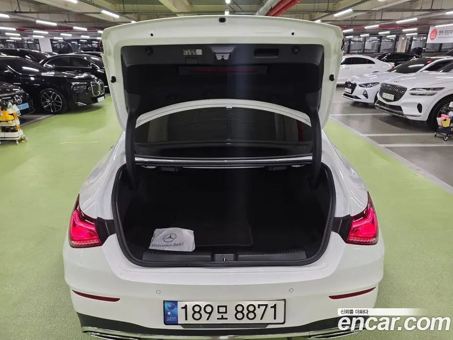 Mercedes-Benz CLA-Class 2023 2.0 автомат (гидро), фото 7