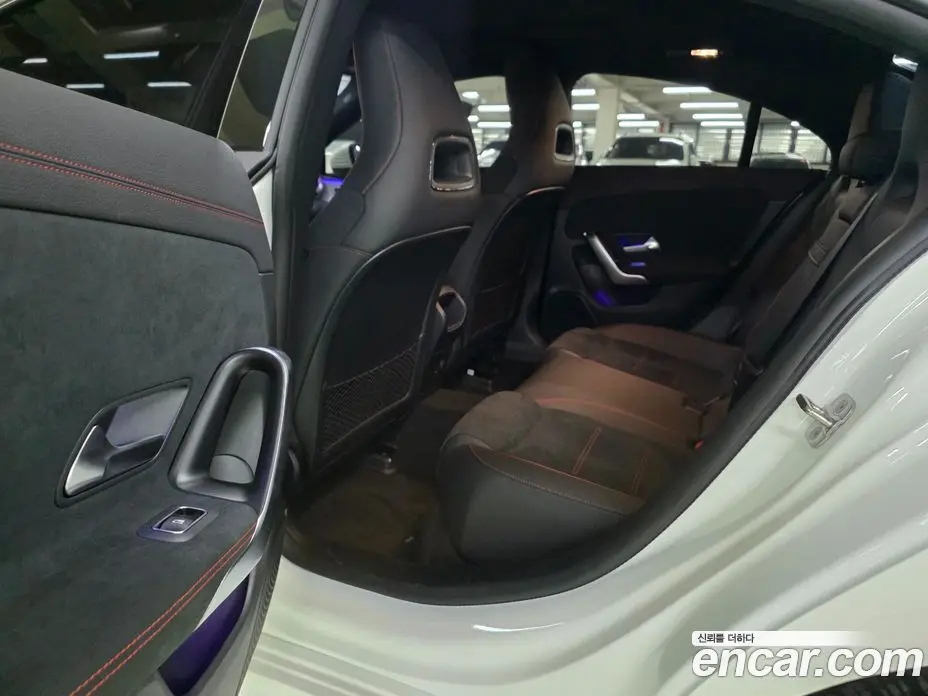 Mercedes-Benz CLA-Class 2023 2.0 автомат (гидро), фото 9