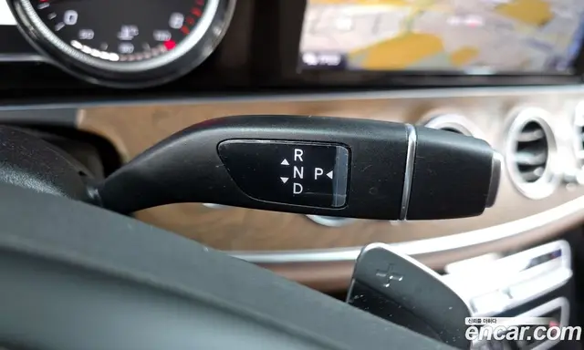 Mercedes-Benz E-Class 2017 2.0 автомат (гидро), миниатюра 9 Mercedes-Benz E-Class 2017 2.0 автомат (гидро), миниатюра 9