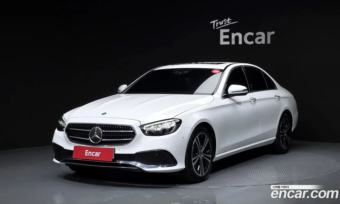 Mercedes-Benz E-Class 2021 2.0 автомат (гидро), фото 1 Mercedes-Benz E-Class 2021 2.0 автомат (гидро), фото 1