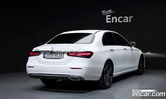 Mercedes-Benz E-Class 2021 2.0 автомат (гидро), миниатюра 2 Mercedes-Benz E-Class 2021 2.0 автомат (гидро), миниатюра 2