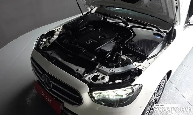Mercedes-Benz E-Class 2021 2.0 автомат (гидро), миниатюра 6 Mercedes-Benz E-Class 2021 2.0 автомат (гидро), миниатюра 6