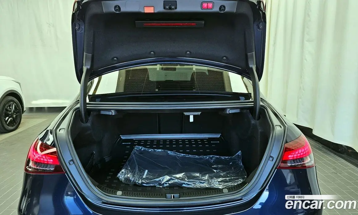Mercedes-Benz E-Class 2022 2.0 автомат (гидро), фото 19