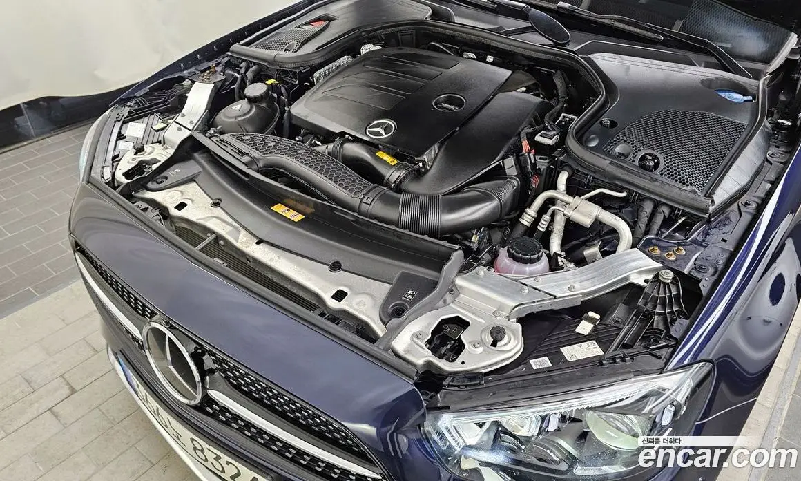 Mercedes-Benz E-Class 2022 2.0 автомат (гидро), фото 5