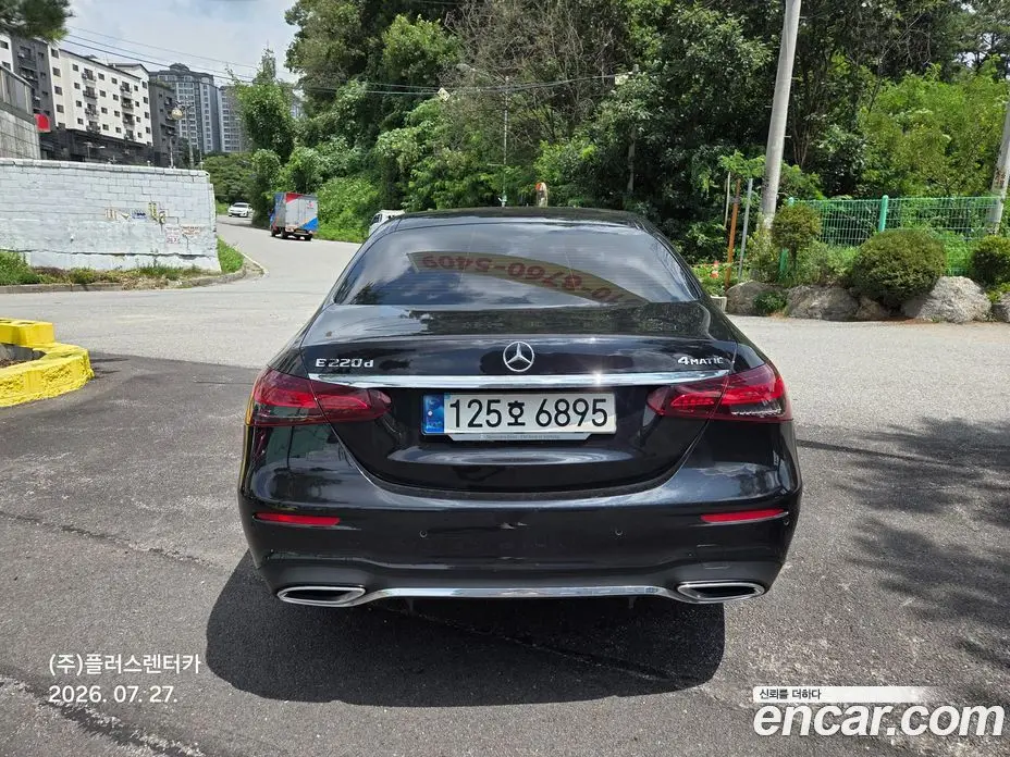 Mercedes-Benz E-Class 2022 1.9 автомат (гидро), фото 4