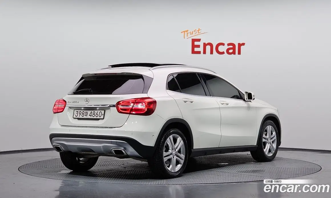 Mercedes-Benz GLA-Class 2016 2.1 автомат (гидро), фото 2 Mercedes-Benz GLA-Class 2016 2.1 автомат (гидро), фото 2