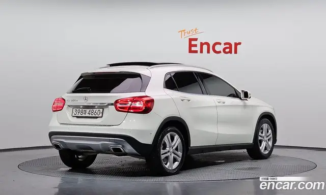 Mercedes-Benz GLA-Class 2016 2.1 автомат (гидро), миниатюра 2 Mercedes-Benz GLA-Class 2016 2.1 автомат (гидро), миниатюра 2