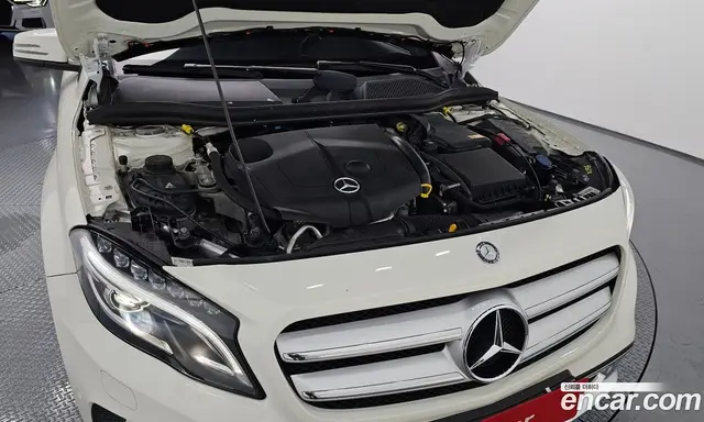 Mercedes-Benz GLA-Class 2016 2.1 автомат (гидро), миниатюра 6 Mercedes-Benz GLA-Class 2016 2.1 автомат (гидро), миниатюра 6
