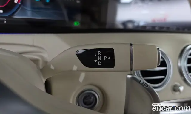 Mercedes-Benz S-Class 2021 4.0 автомат (гидро), миниатюра 9
