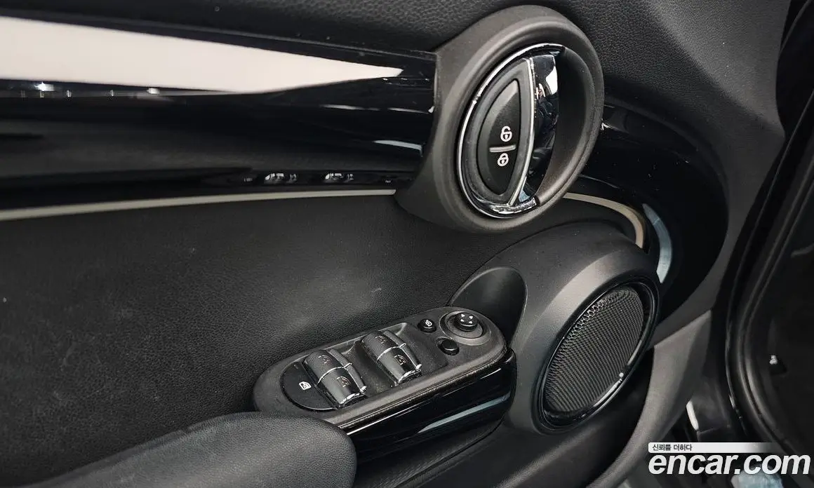 Mini Cooper 2022 1.5 автомат (гидро), фото 17