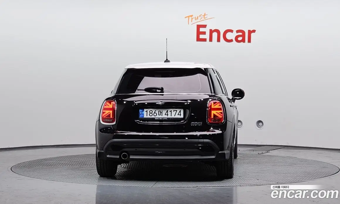 Mini Cooper 2022 1.5 автомат (гидро), фото 4