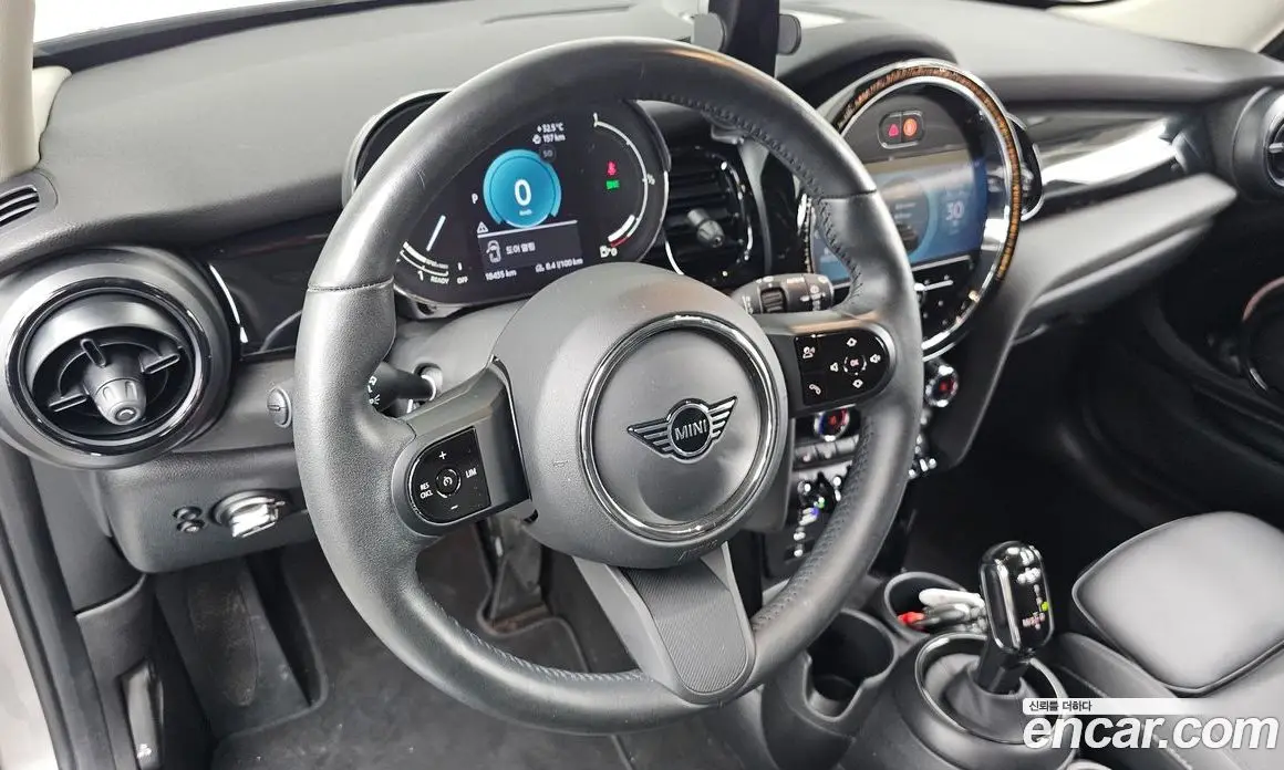 Mini Cooper 2024 1.5 автомат (гидро), фото 13 Mini Cooper 2024 1.5 автомат (гидро), фото 13