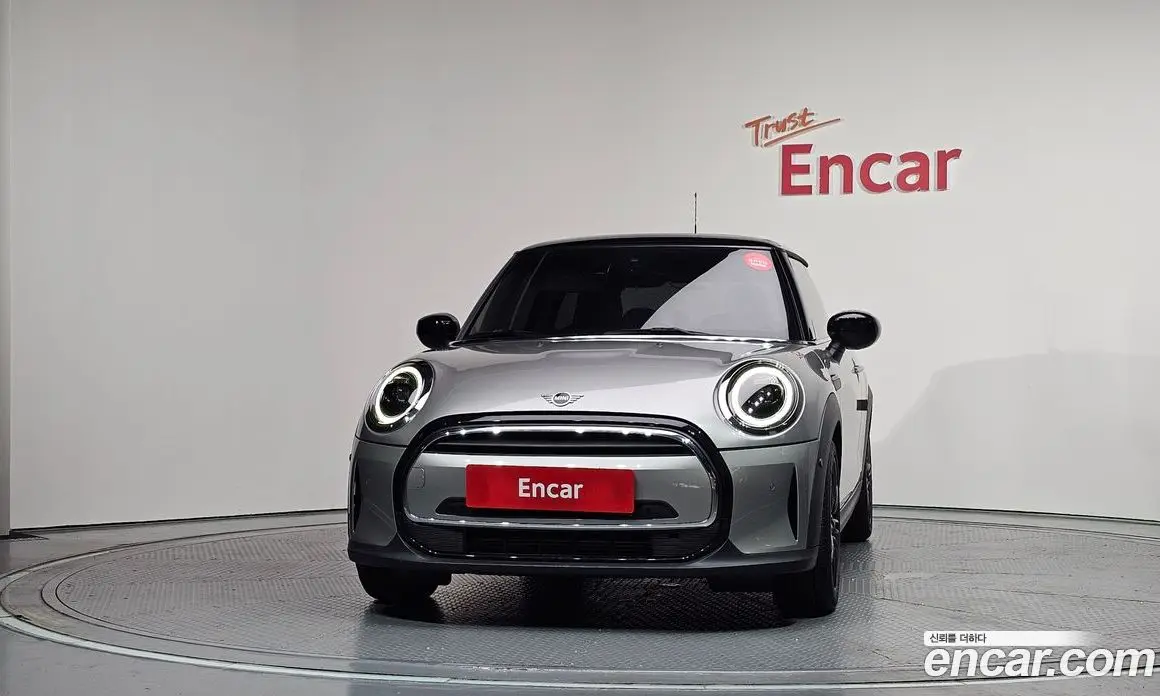 Mini Cooper 2024 1.5 автомат (гидро), фото 3 Mini Cooper 2024 1.5 автомат (гидро), фото 3