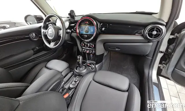 Mini Cooper 2024 1.5 автомат (гидро), миниатюра 7 Mini Cooper 2024 1.5 автомат (гидро), миниатюра 7