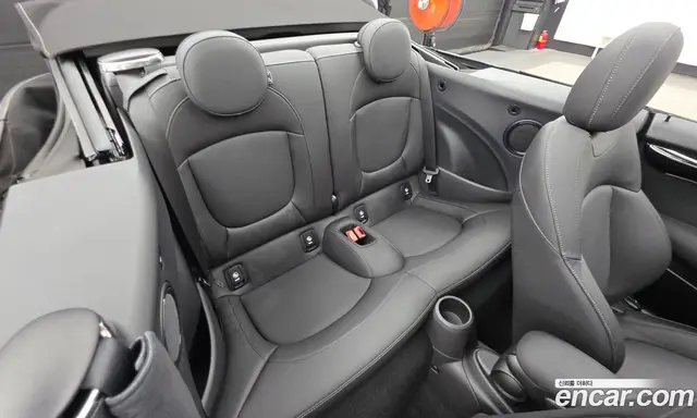 Mini Cooper Convertible 2024 1.5 автомат (гидро), миниатюра 12