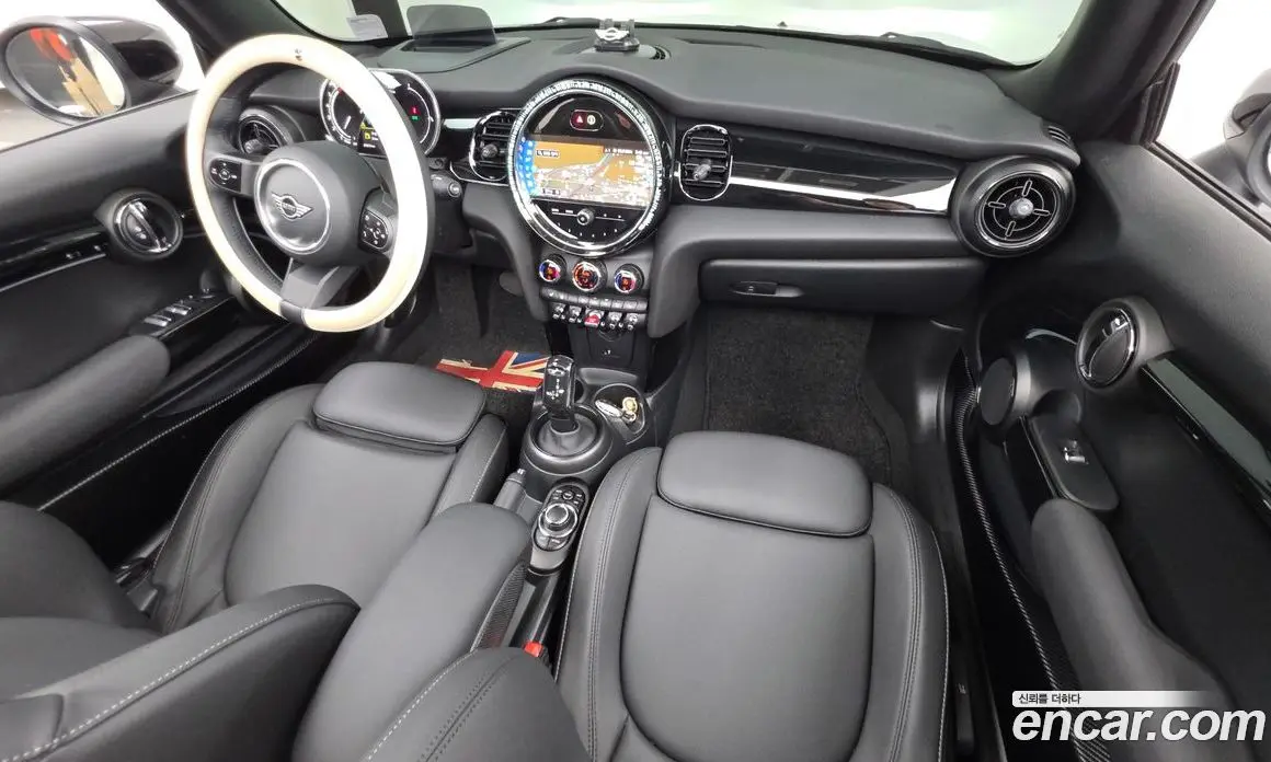 Mini Cooper Convertible 2024 1.5 автомат (гидро), фото 7 Mini Cooper Convertible 2024 1.5 автомат (гидро), фото 7