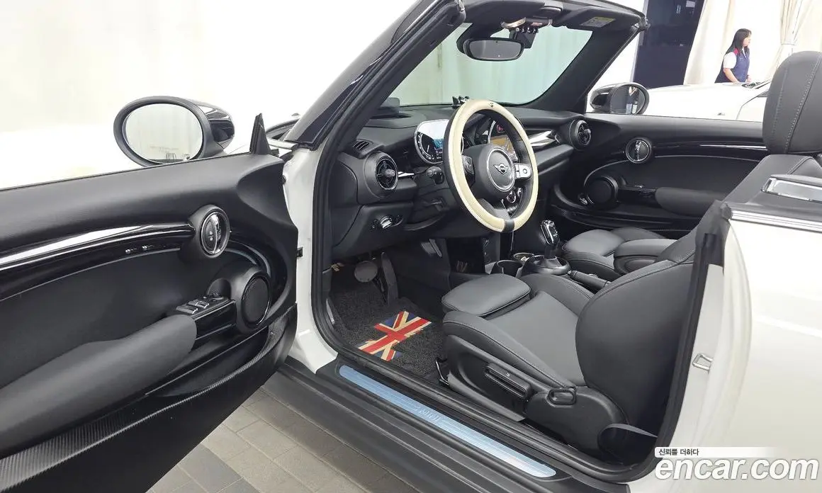 Mini Cooper Convertible 2024 1.5 автомат (гидро), фото 10 Mini Cooper Convertible 2024 1.5 автомат (гидро), фото 10