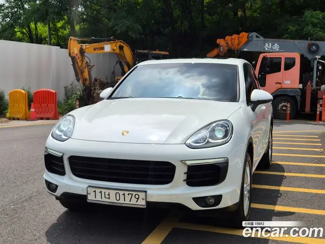 Porsche Cayenne, 2016, 80 421 км