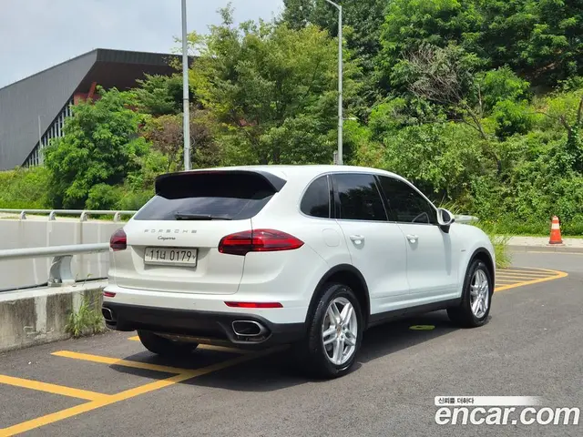 Porsche Cayenne 2016 3.0 автомат (гидро), миниатюра 4