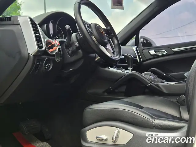 Porsche Cayenne 2016 3.0 автомат (гидро), миниатюра 10