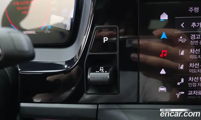 Porsche Panamera 2025 4.0 автомат (гидро), миниатюра 9