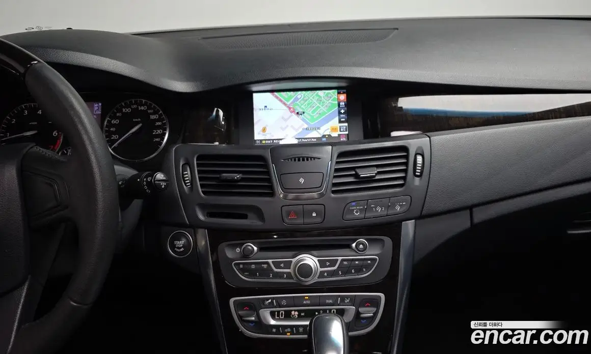 Renault (Samsung) SM5 2010 2.0 автомат (гидро), фото 13 Renault (Samsung) SM5 2010 2.0 автомат (гидро), фото 13