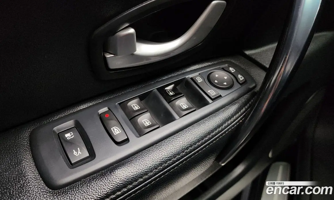 Renault (Samsung) SM5 2013 2.0 автомат (гидро), фото 18 Renault (Samsung) SM5 2013 2.0 автомат (гидро), фото 18