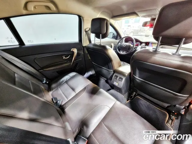 Renault (Samsung) SM5 2015 2.0 автомат (гидро), миниатюра 10 Renault (Samsung) SM5 2015 2.0 автомат (гидро), миниатюра 10