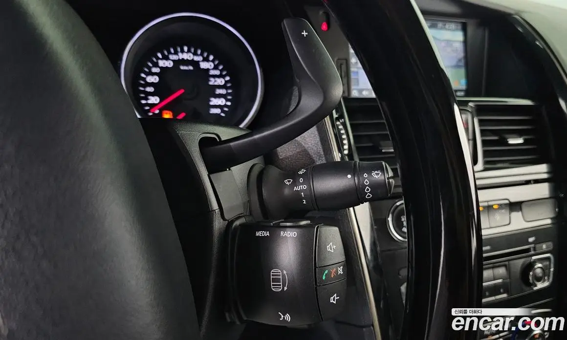 Renault (Samsung) SM7 2016 2.5 автомат (гидро), фото 16 Renault (Samsung) SM7 2016 2.5 автомат (гидро), фото 16