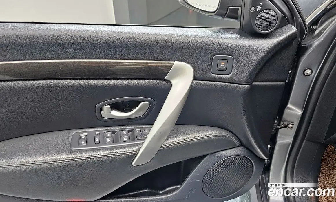 Renault (Samsung) SM7 2019 2.0 автомат (гидро), фото 18 Renault (Samsung) SM7 2019 2.0 автомат (гидро), фото 18