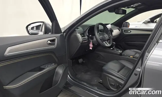 Renault (Samsung) XM3 2023 1.6 автомат (гидро), миниатюра 10