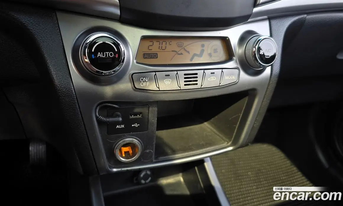 SsangYong Korando 2013 2.0 автомат (гидро), фото 17