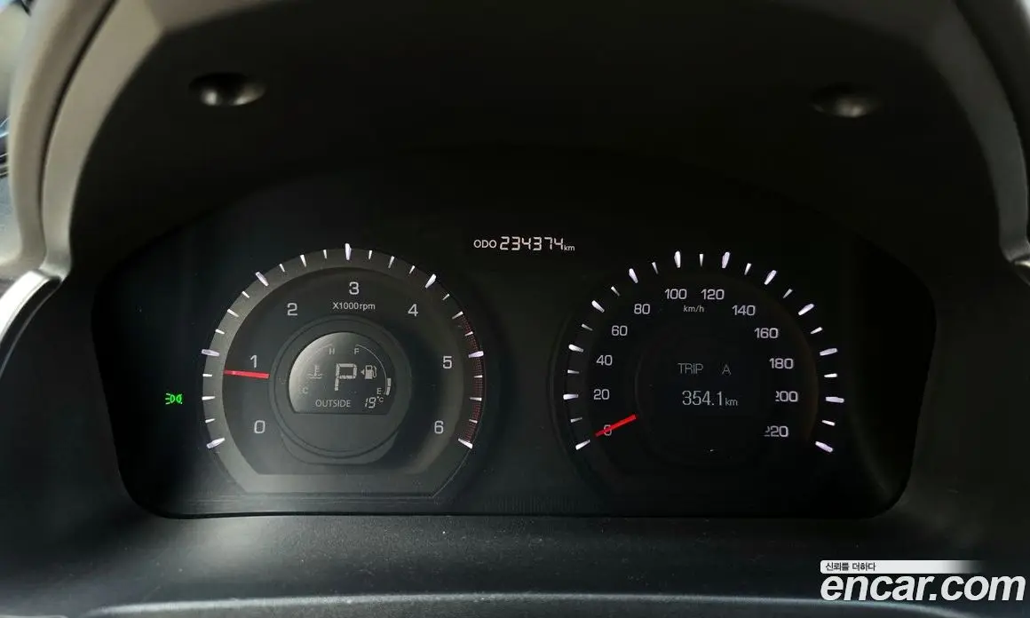 SsangYong Korando 2013 2.0 автомат (гидро), фото 8