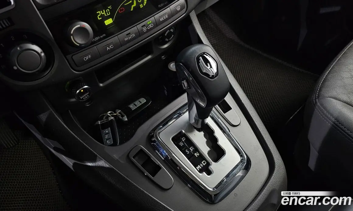 SsangYong Korando 2015 2.2 автомат (гидро), фото 9 SsangYong Korando 2015 2.2 автомат (гидро), фото 9