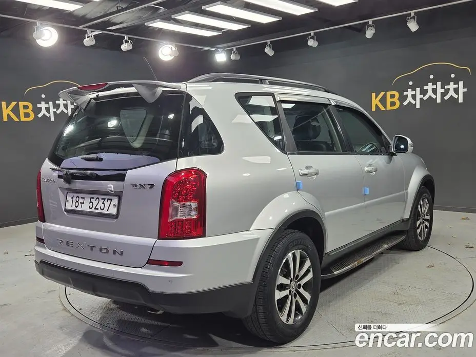 SsangYong Rexton 2013 2.0 автомат (гидро), фото 4 SsangYong Rexton 2013 2.0 автомат (гидро), фото 4