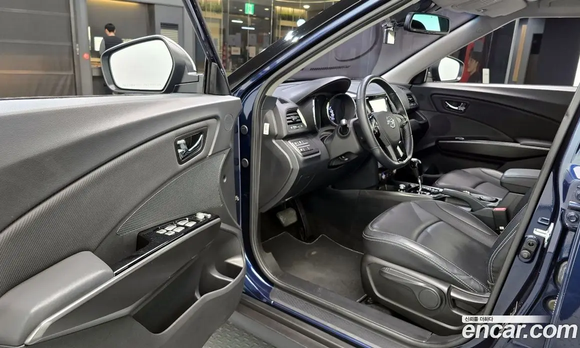 SsangYong TIBOLI 2017 1.6 автомат (гидро), фото 11