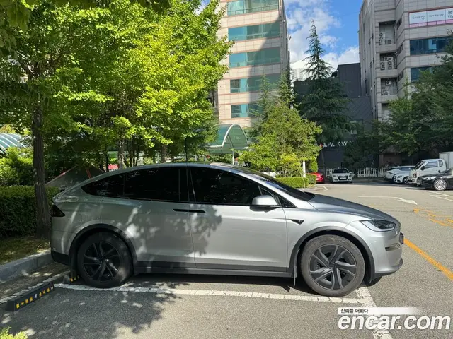 Tesla Model X 2026 автомат (гидро), миниатюра 4