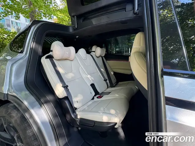 Tesla Model X 2026 автомат (гидро), миниатюра 7