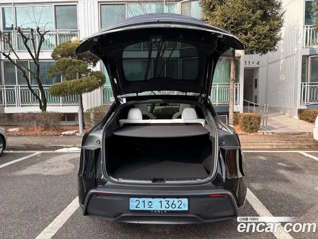 Tesla Model Y 2026 автомат (гидро), миниатюра 10 Tesla Model Y 2026 автомат (гидро), миниатюра 10